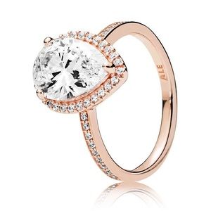 Pandora Rose Gold Teardrop Ring 💍